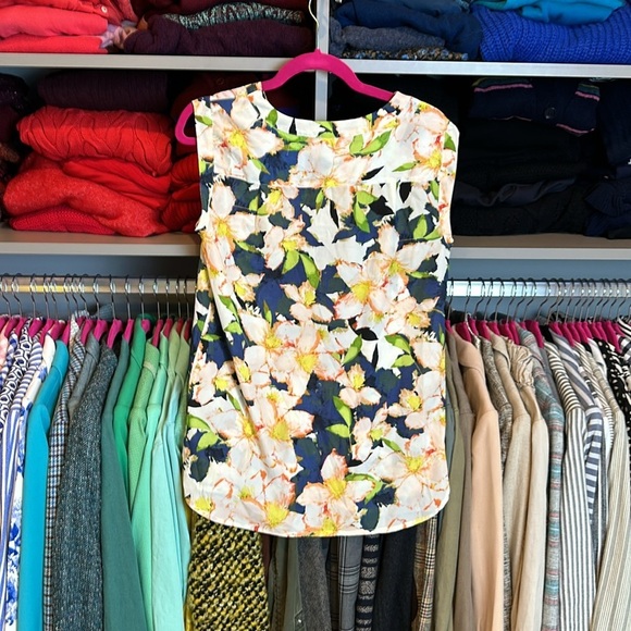 J Crew white/navy/peach/green flower print sleeveless top size XS​ - Picture 3 of 3